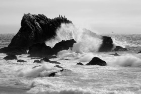wave-hitting-rock-black-white-sonoma-coast-california-0394