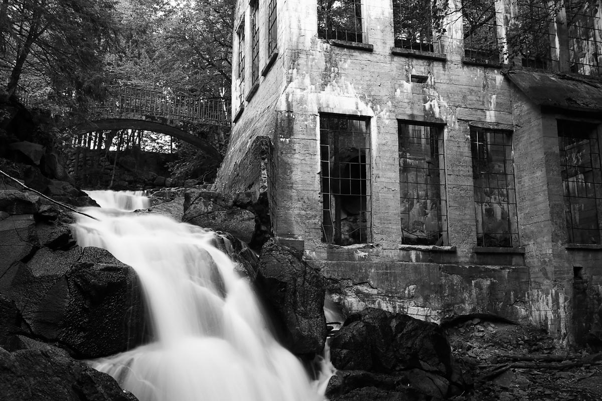 waterfall-carbide-willson-ruins-power-plant-gatineau-park-quebec-canada-0553