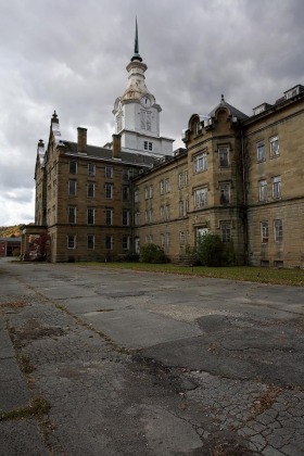 abandoned-insane-asylum-weston-state-hospital-0077