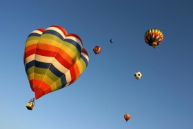 striped-hot-air-balloon-albuquerue-balloon-fiesta-0133