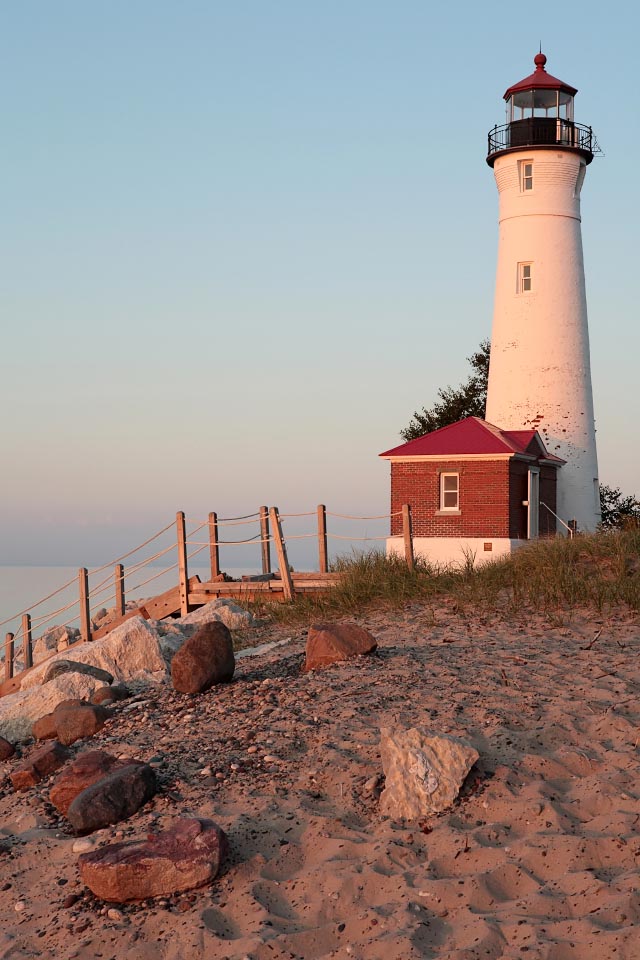 lighthouse-crisp-point-sunset-great-lakes-michigan-0211